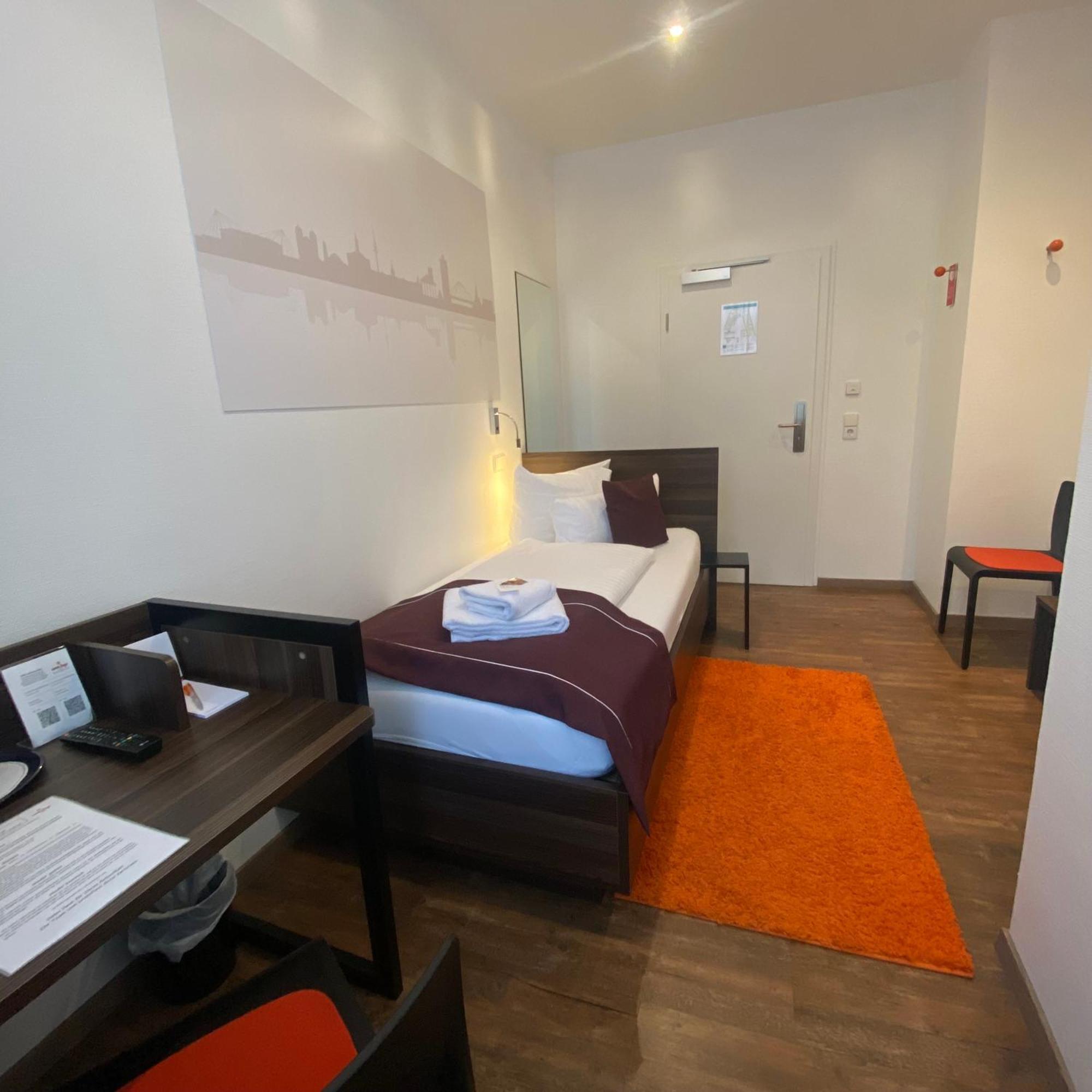 Sevendays Hotel 카를스루에 외부 사진