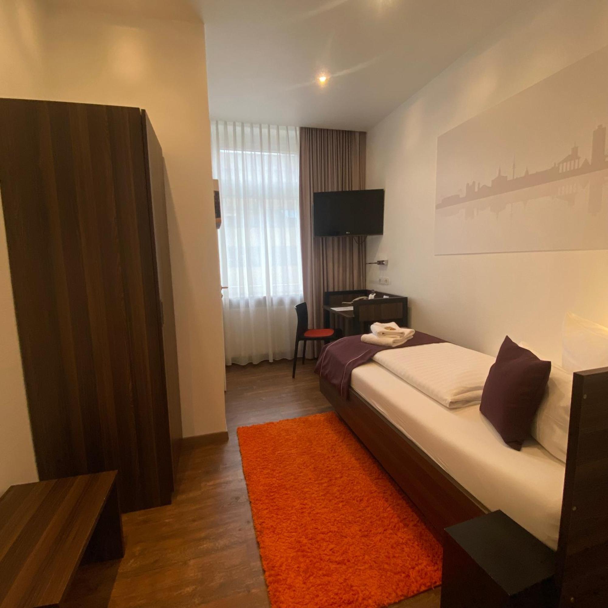 Sevendays Hotel 카를스루에 외부 사진